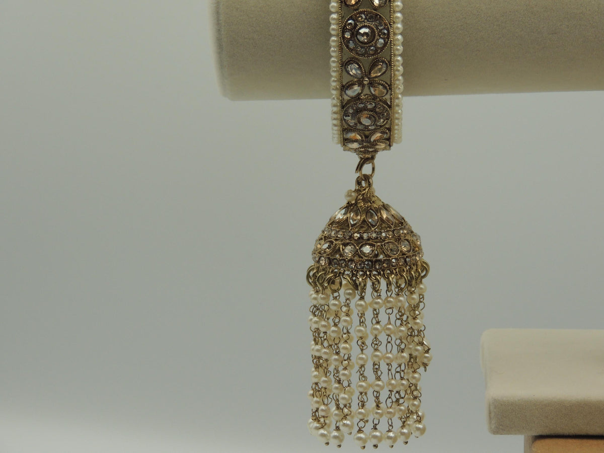 Zeenat Kaleere Bangles