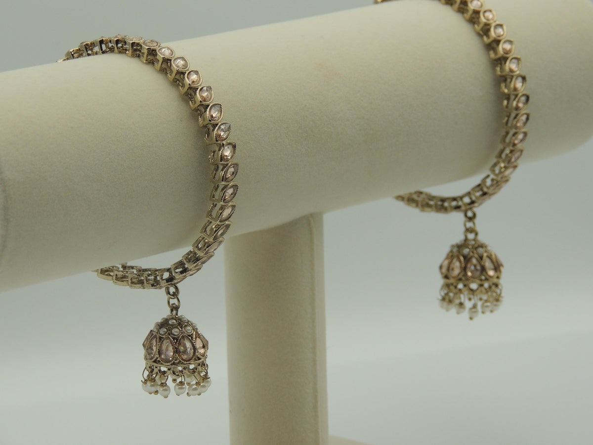 Noor Kaleere Bangles
