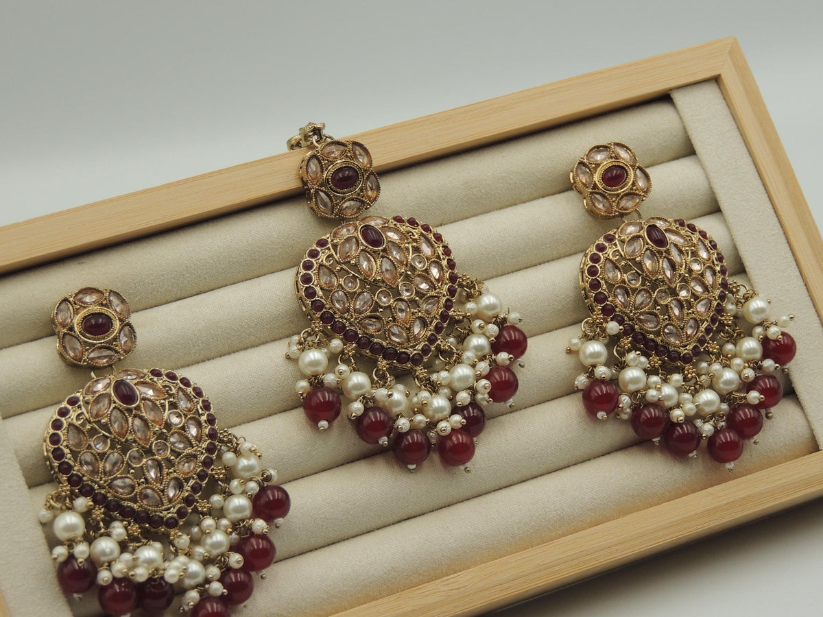 Zareen Tikka Set