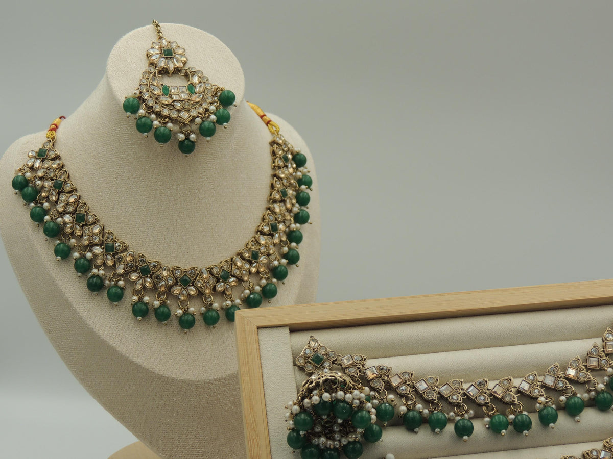 Zamurd Choker Set