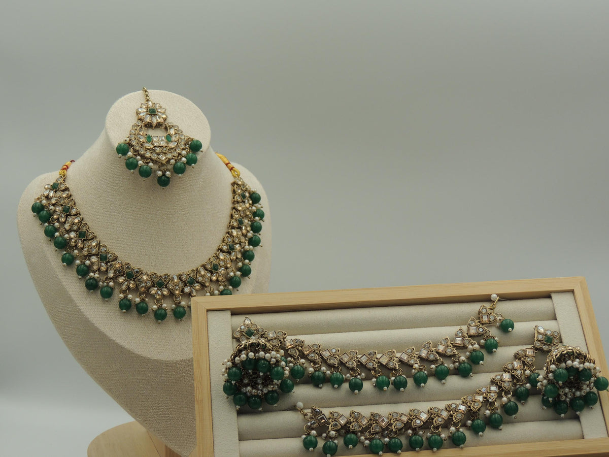 Zamurd Choker Set