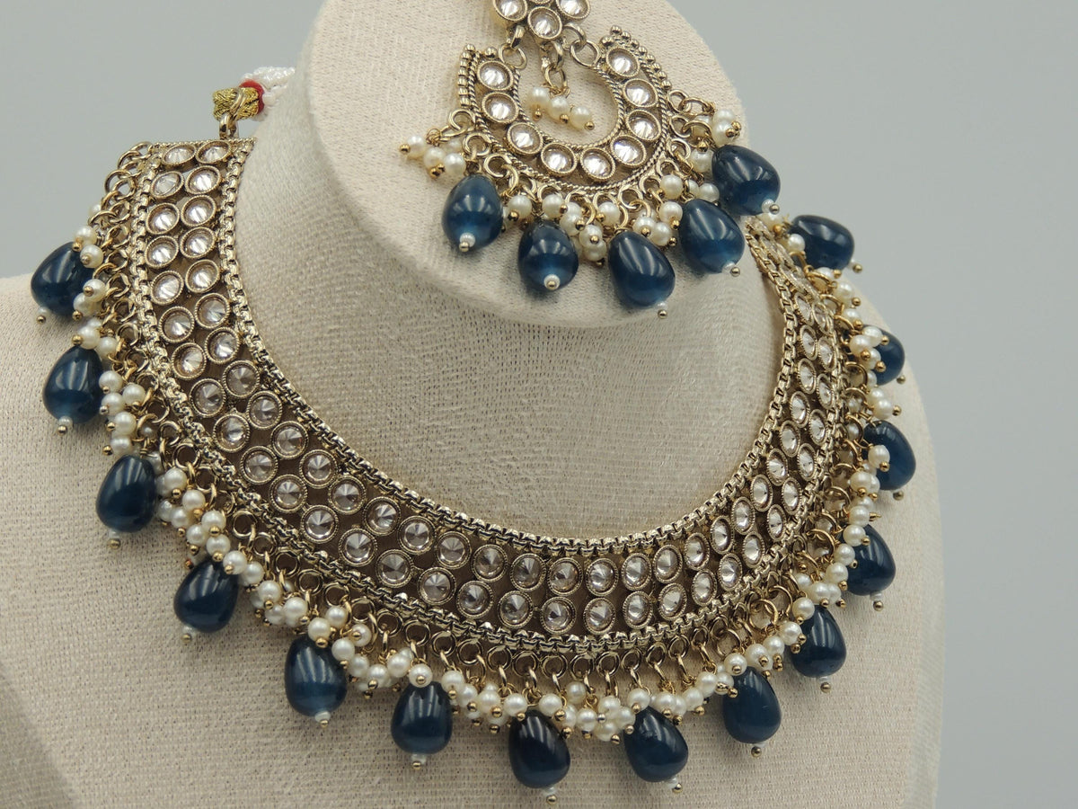 Aamira Set