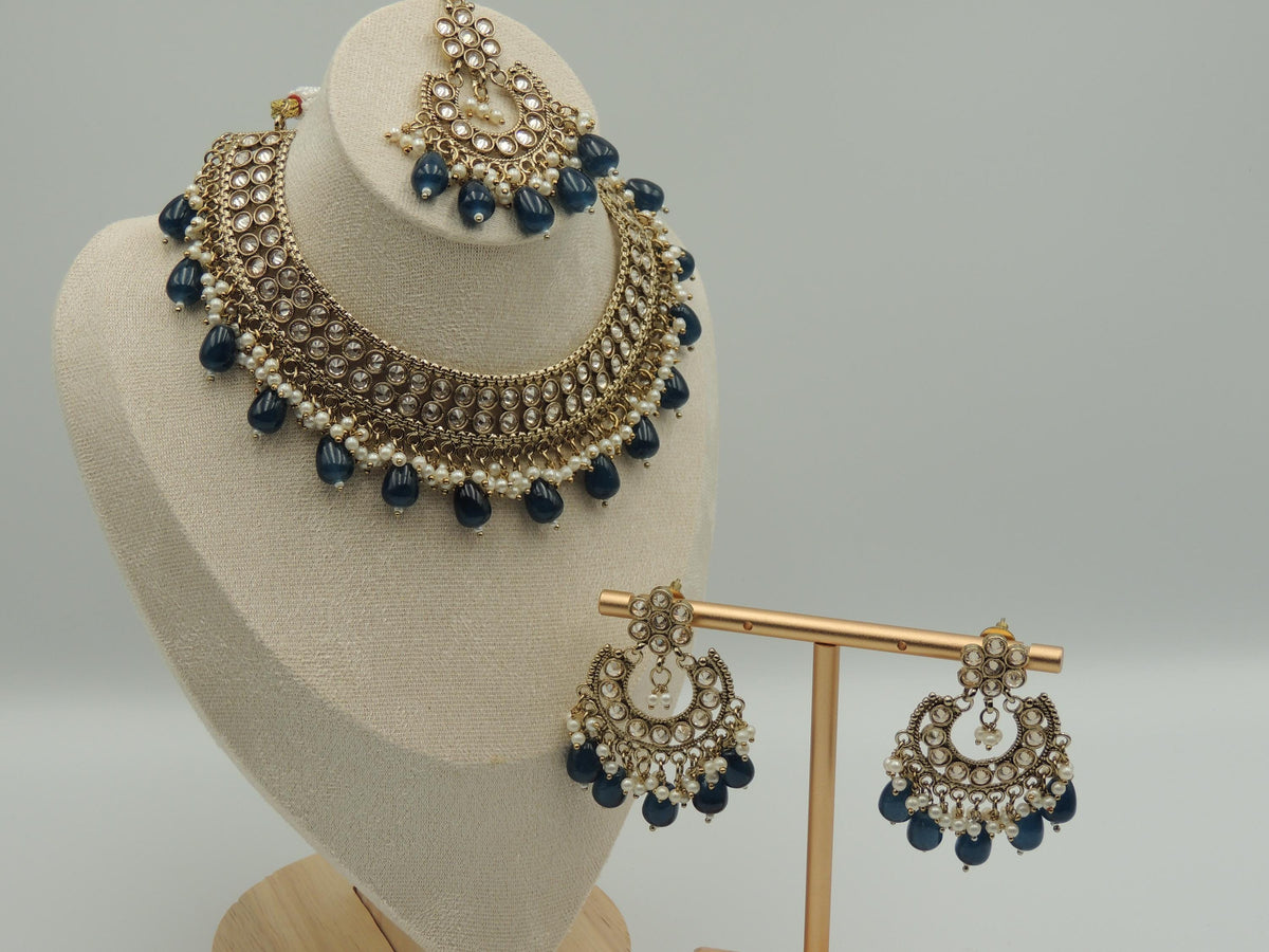 Aamira Set