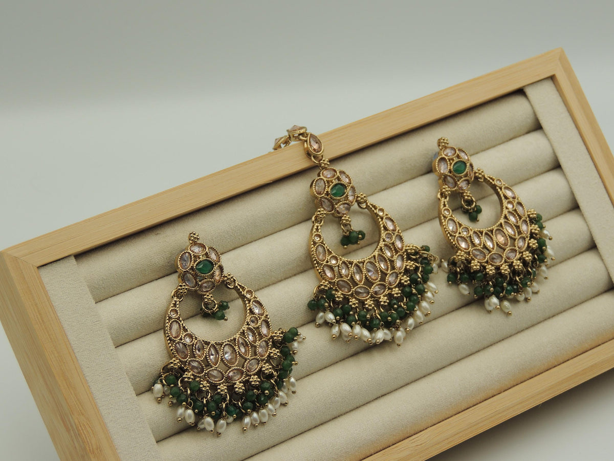 Amaira Emerald Tikka Set